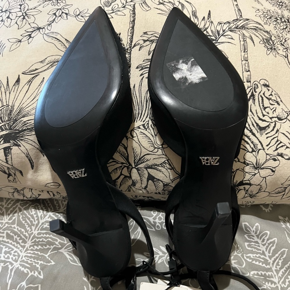 NWT Zara black embellished heels - Picture 7 of 8
